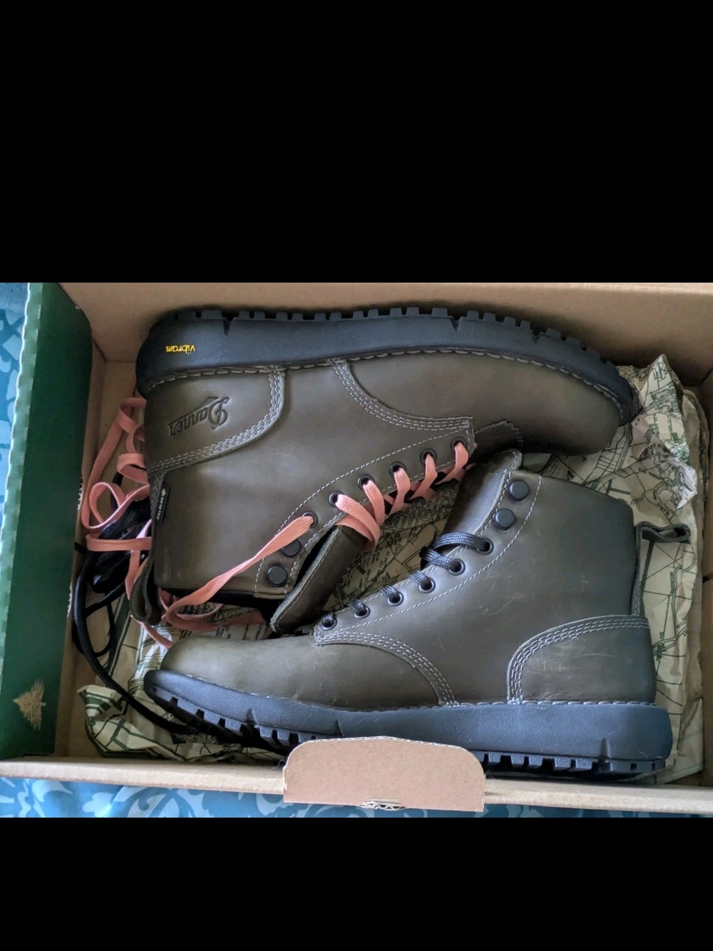 NIB Danner Womens Logger 917 G Size 7.5 Charcoal
